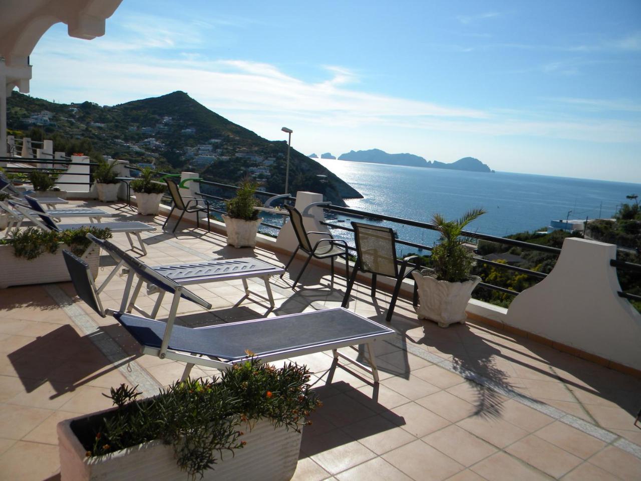 Hotel Ortensia Ponza Dış mekan fotoğraf