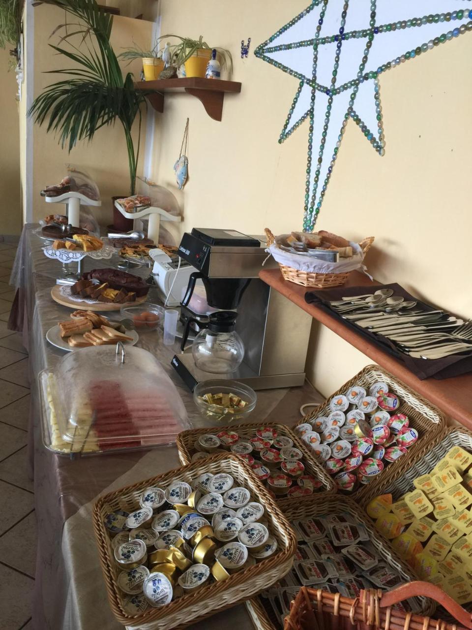 Hotel Ortensia Ponza Dış mekan fotoğraf