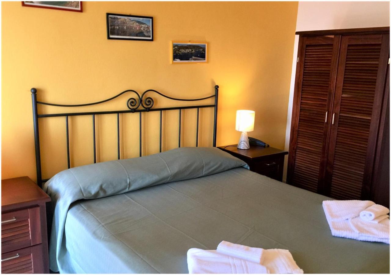 Hotel Ortensia Ponza Dış mekan fotoğraf