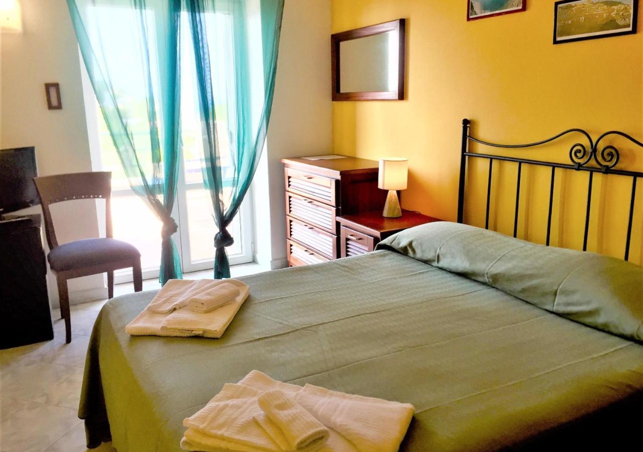 Hotel Ortensia Ponza Dış mekan fotoğraf